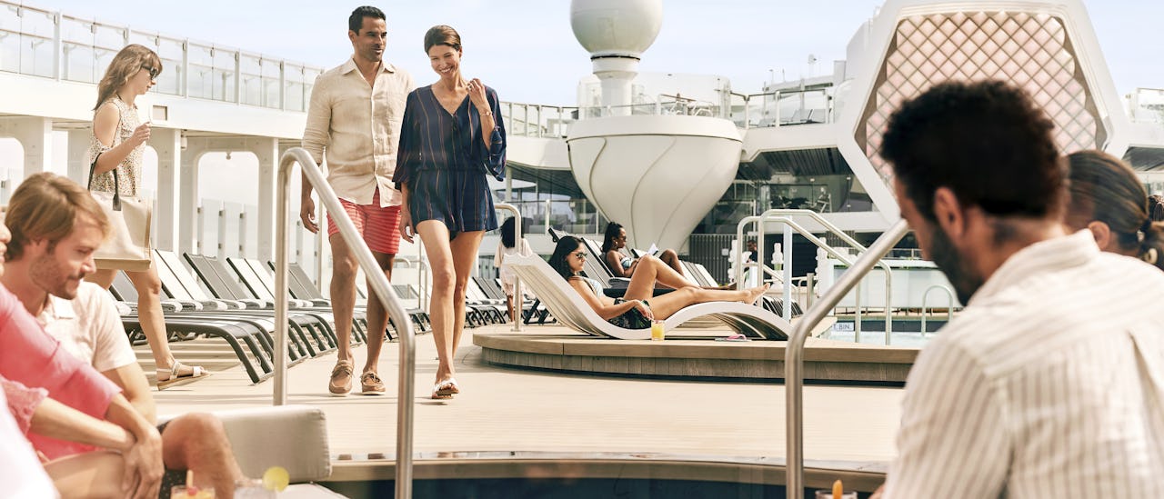 Op het Resort-dek vindt u een van de meest populaire plekken: het solarium voor volwassenen