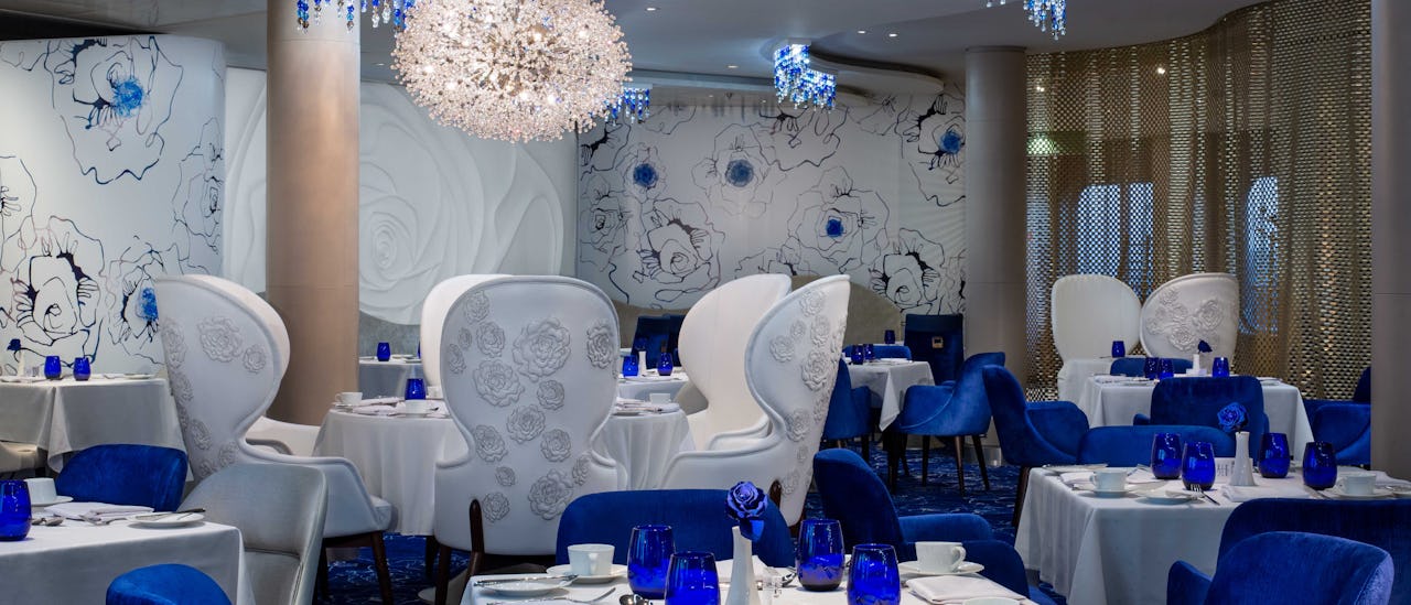 Restaurant Blu is exclusief voor gasten van de Aquaclass-passagiershut. Restaurant Blu serveert gezonde gastronomische gerechten